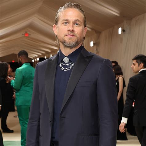 charlie hunnam versace|charlie hunnam brioni gala.